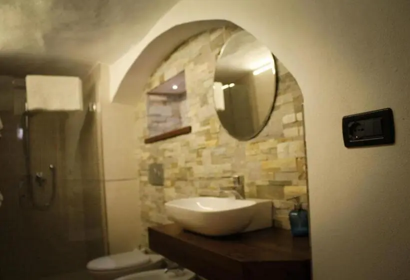 اتاق استاندارد, La Casa Dei Gatti