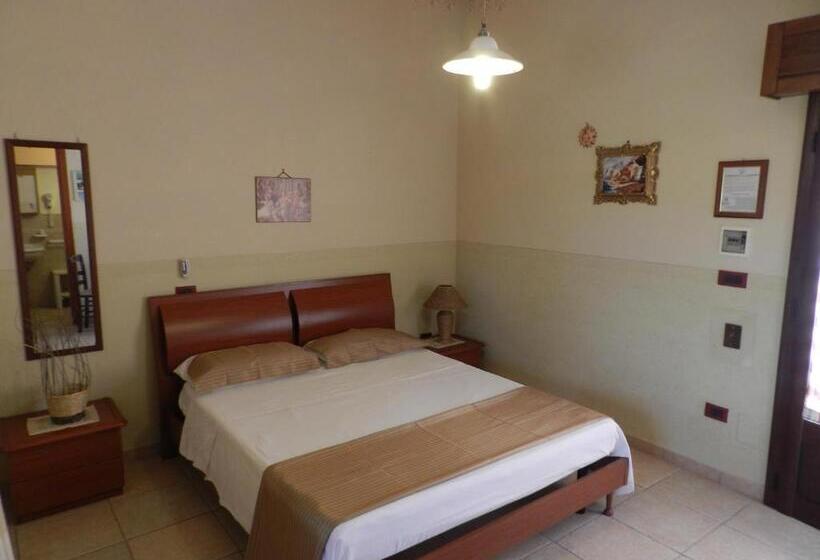 חדר סטודיו סטנדרד, Macchia Salentina