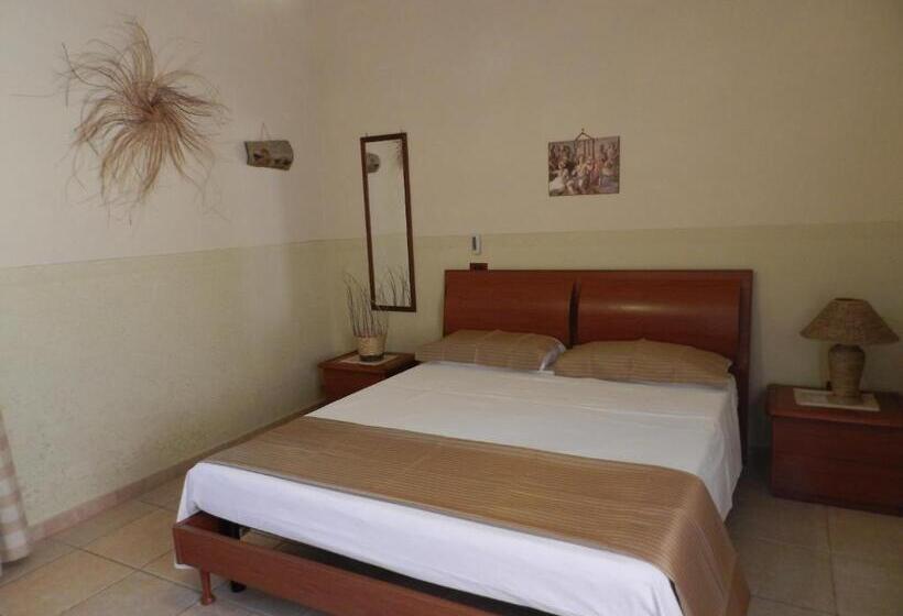 חדר סטודיו סטנדרד, Macchia Salentina