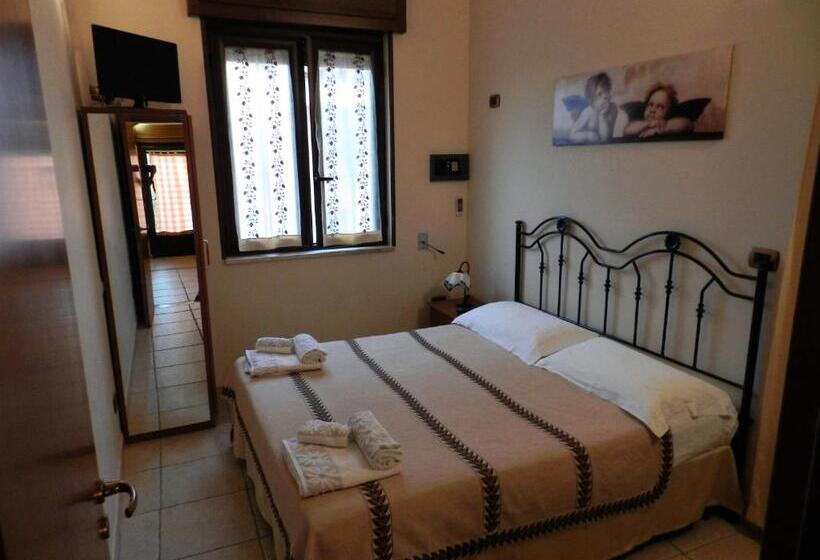 דירת חדר, Macchia Salentina