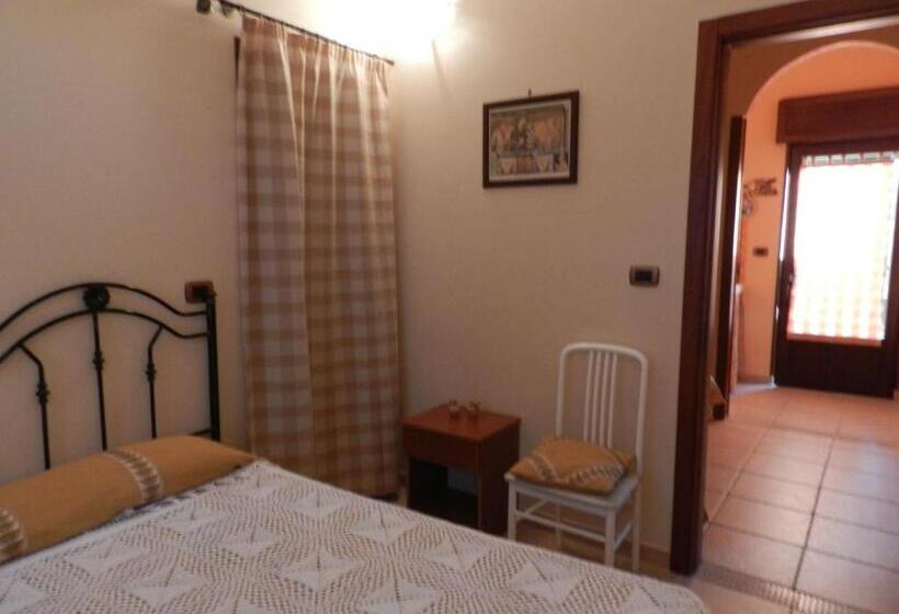 דירת חדר, Macchia Salentina