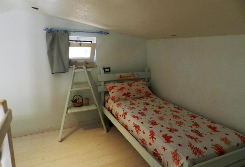 חדר דופלקס, Macchia Salentina