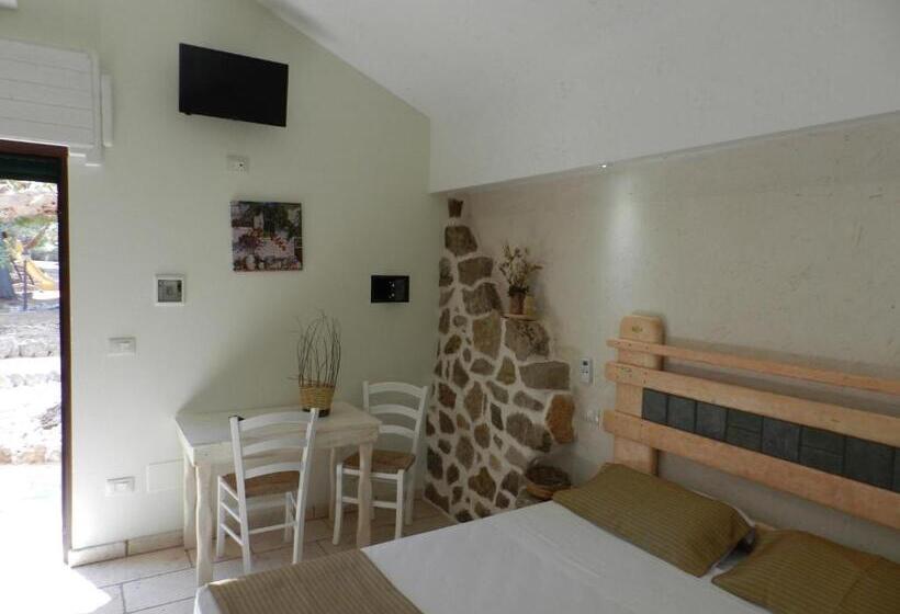 חדר דופלקס, Macchia Salentina