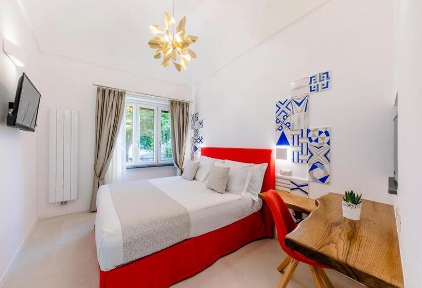 اتاق لوکس, Monte Brusara Relais