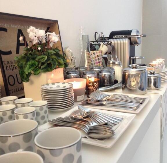 חדר סטנדרט, Sh Home