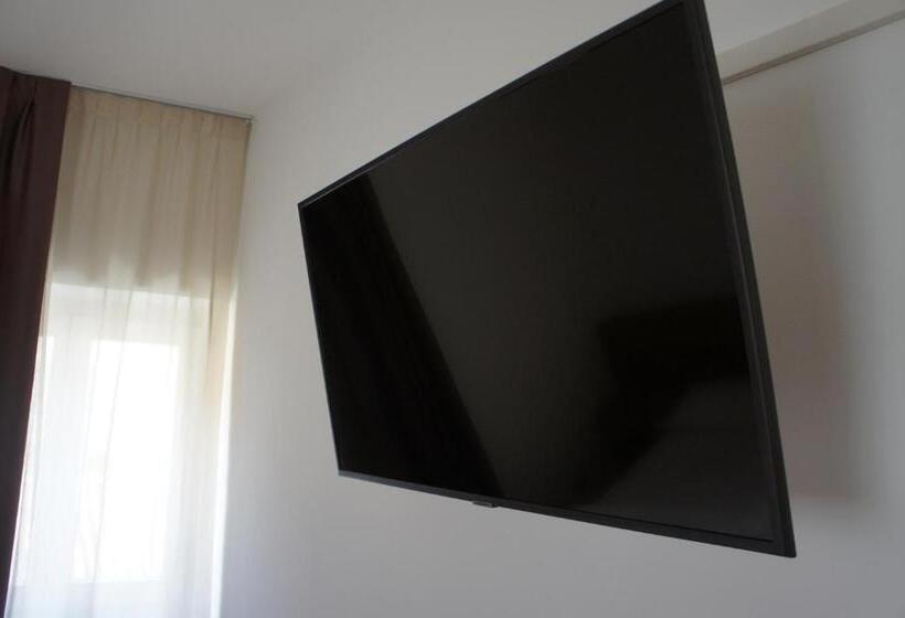 חדר סטנדרט לשלושה, Vecchia Mori