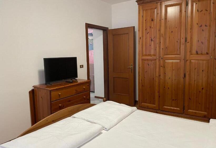 דירת חדר, Vecchia Mori