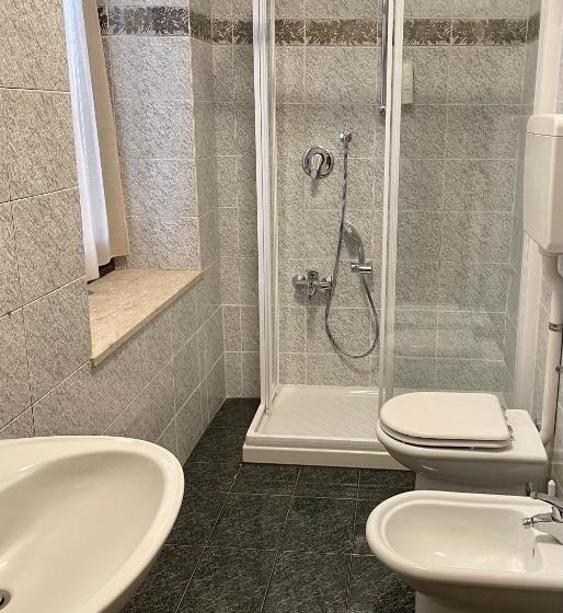 דירת חדר, Vecchia Mori