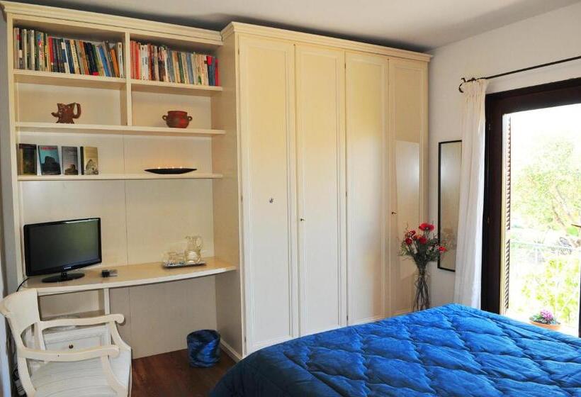 Номер Стандарт с Балконом, Villa Geron