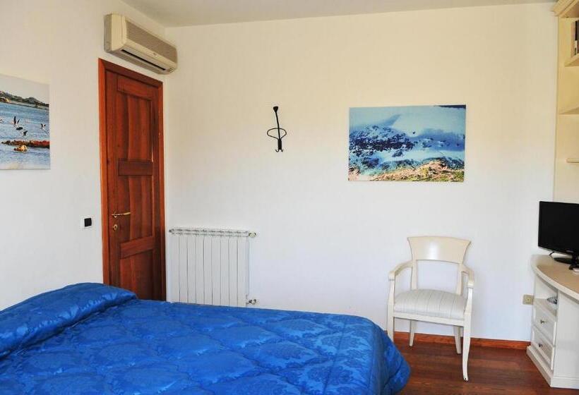 Номер Стандарт с Балконом, Villa Geron