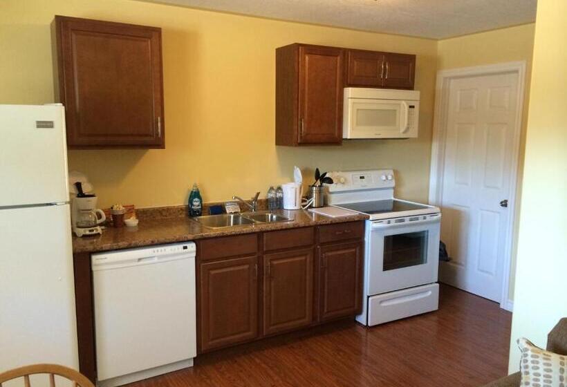 جناح غرفتين نوم, Escarpment Heights Motel