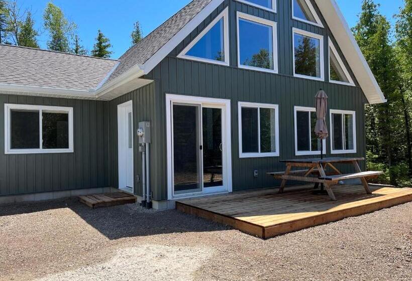 شاليه غرفة نوم واحدة, Escarpment Heights Motel