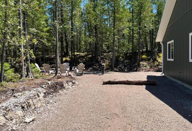 شاليه غرفة نوم واحدة, Escarpment Heights Motel