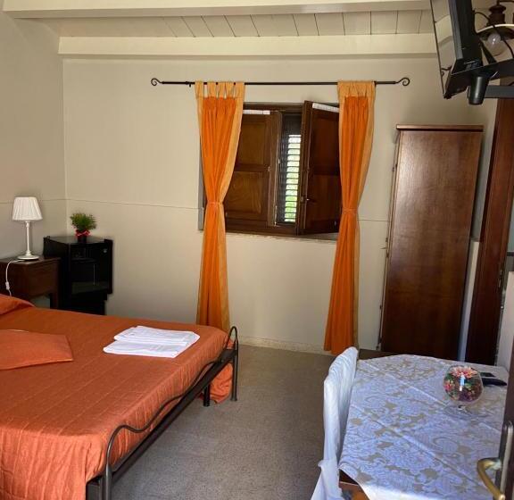 Pokój Standard Jednoosobowy, Borgo Nocchiara