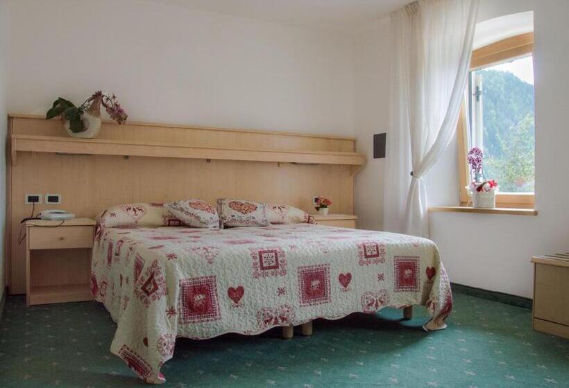 غرفة قياسية مطلة على الجبل, Garni Excelsior