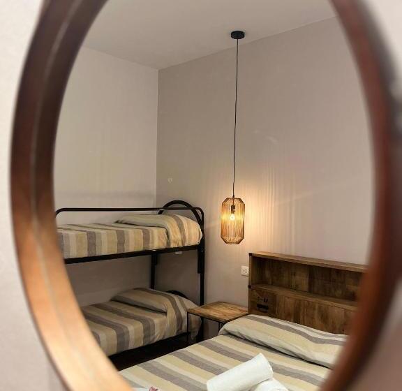 اتاق استاندارد چهار تخته, Nice