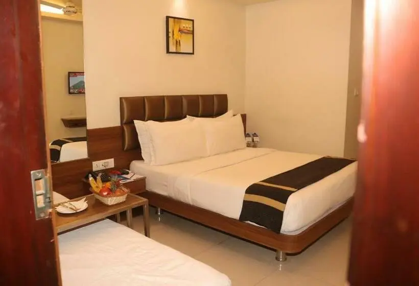 スーペリアールーム, Kyriad Hotel Indore By Othpl