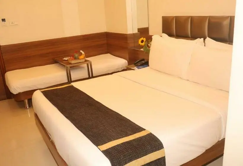 スーペリアールーム, Kyriad Hotel Indore By Othpl
