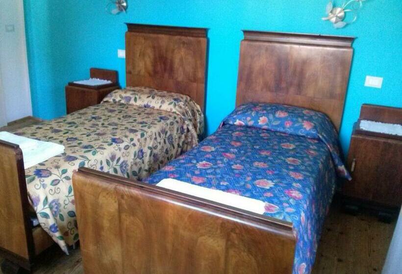 Номер Стандарт Совместная Ванная, Aurora B&b