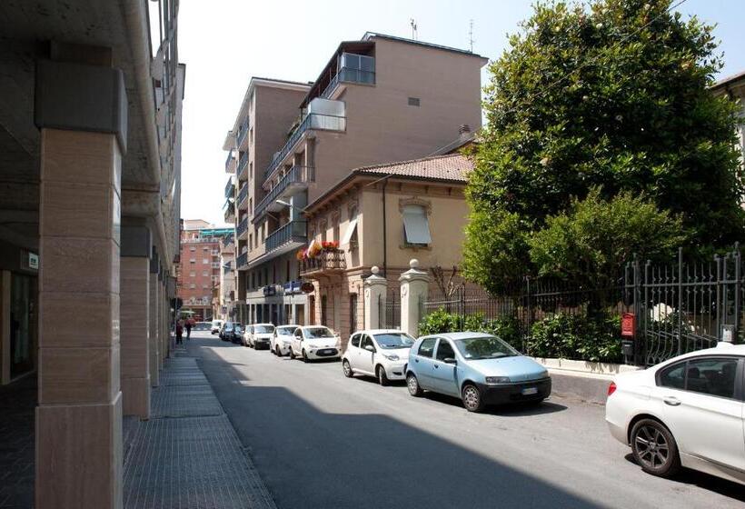 اتاق استاندارد سه تخته با چشم‌انداز باغ, B&b Casa Liberty