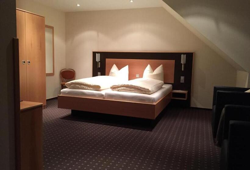 Номер Стандарт с Балконом, Moselterrasse