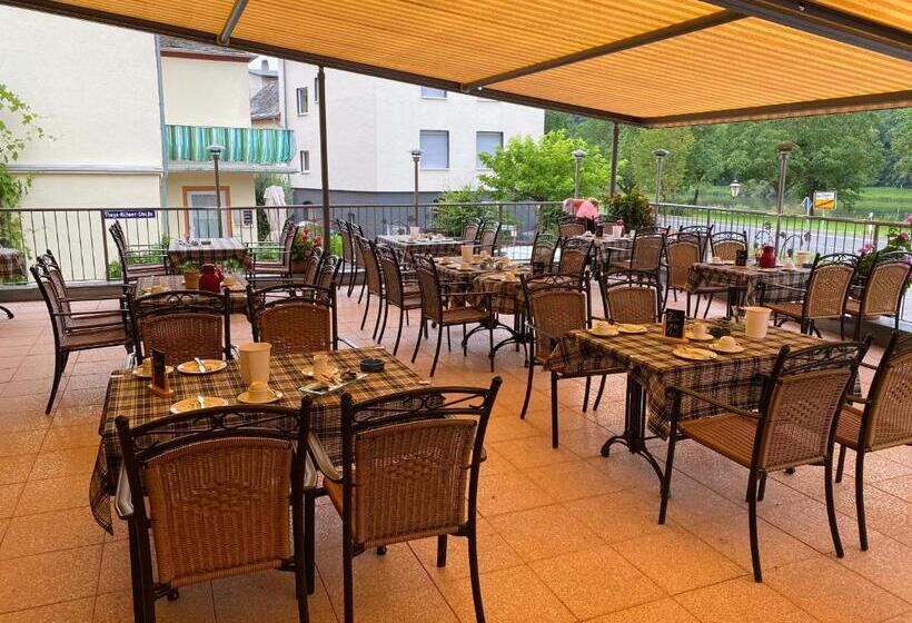 Номер Deluxe с Балконом, Moselterrasse