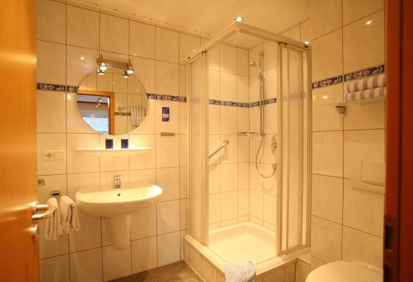 Номер Стандарт с Балконом, Moselterrasse