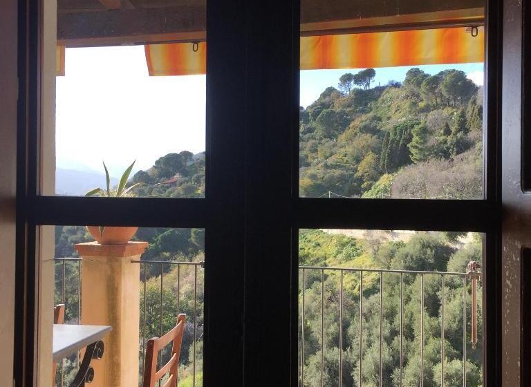 带露台的套间, B&b Il Padrino