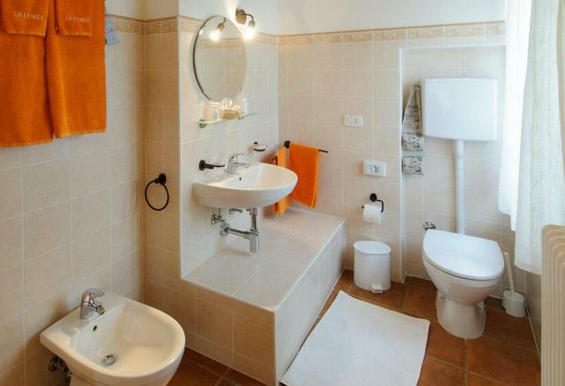 标准间, B&b La Fenice