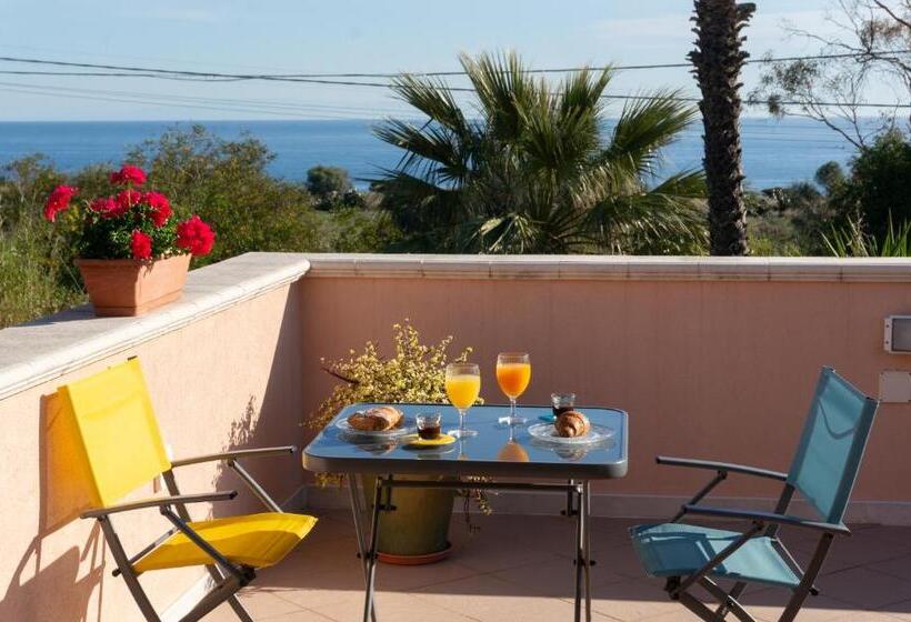 Номер Стандарт Вид на Море, B&b Villa Nella