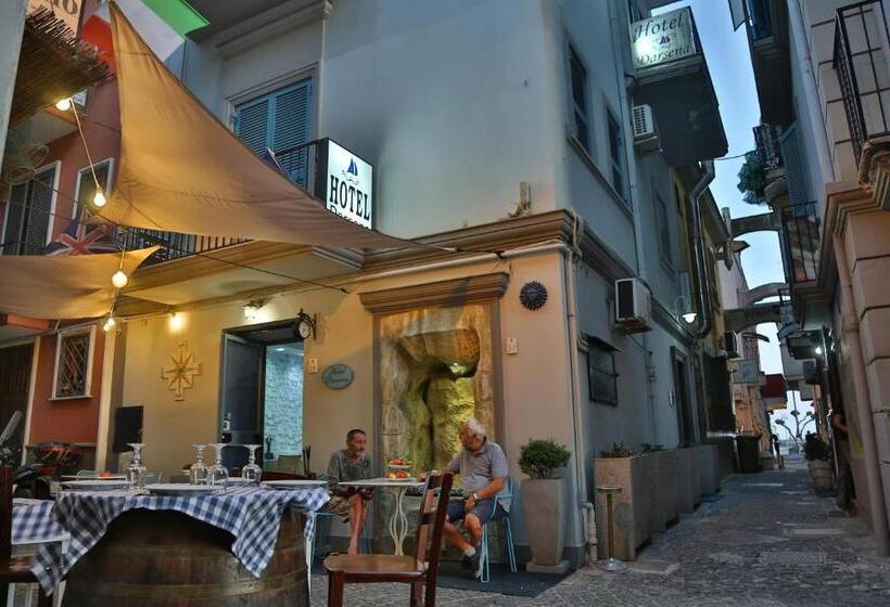 חדר סטנדרט נוף לים עם טרסה, Darsena