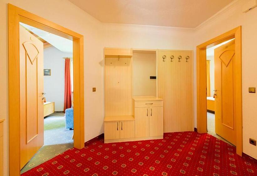 דירת שני חדרים, Garni Bergland