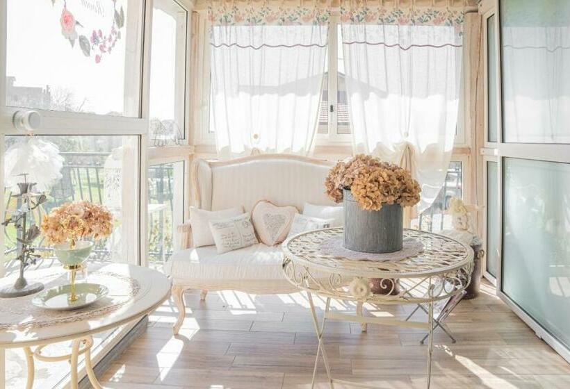 اتاق استاندارد با چشم‌انداز باغ, La Casa Di Menny Maison De Campagne