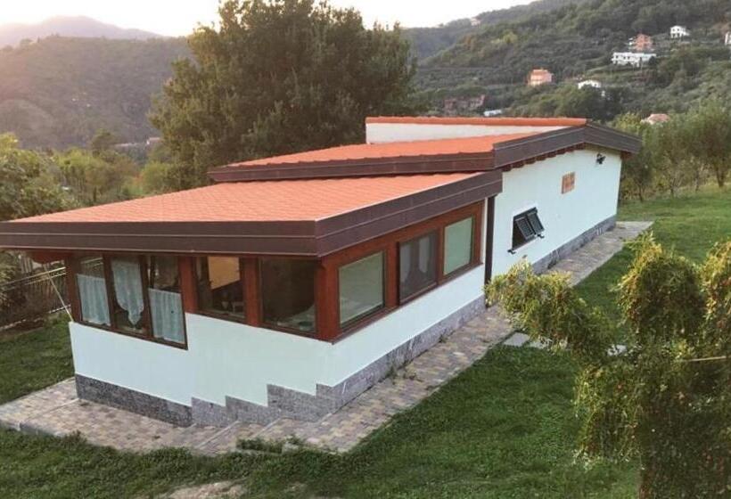 سوییت لوکس, La Casa Di Menny Maison De Campagne