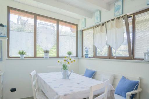 سوییت لوکس, La Casa Di Menny Maison De Campagne