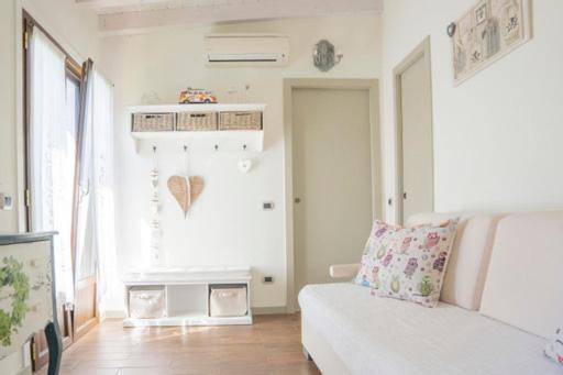 سوییت لوکس, La Casa Di Menny Maison De Campagne