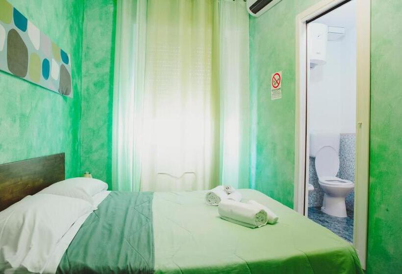 Standard Room, Matlis