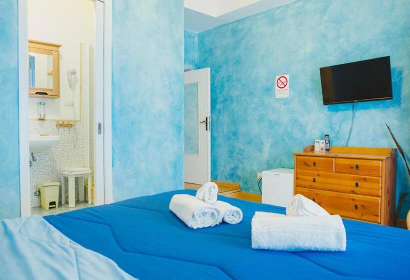 Deluxe Room with Balcony, Matlis