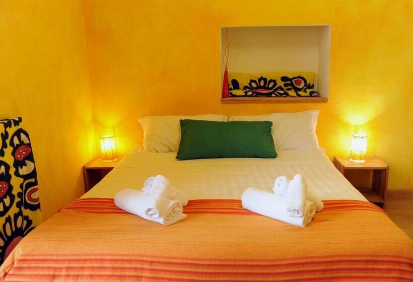 Standard Room, Matlis