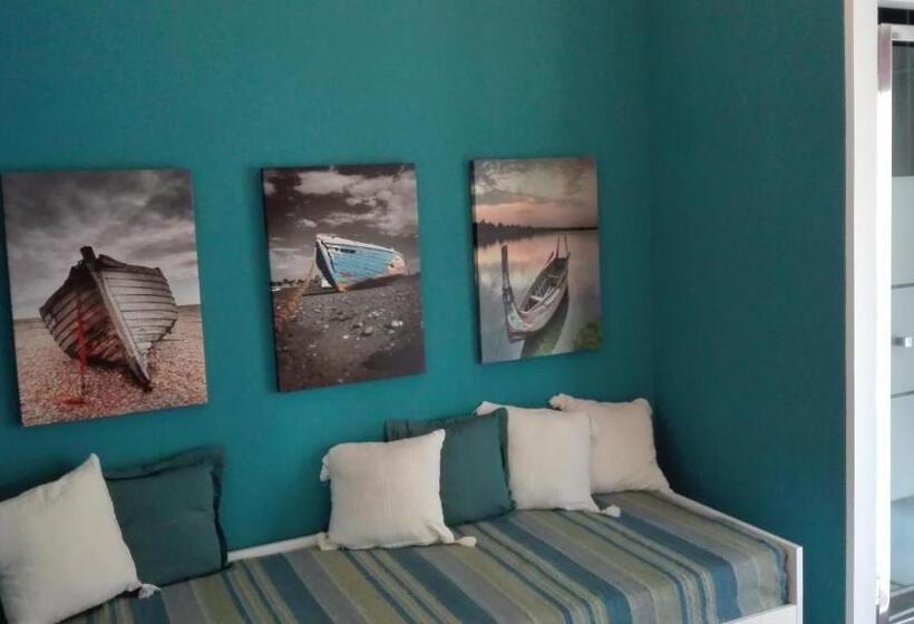 Standard Egyágyas Szoba, Retrò Rooms