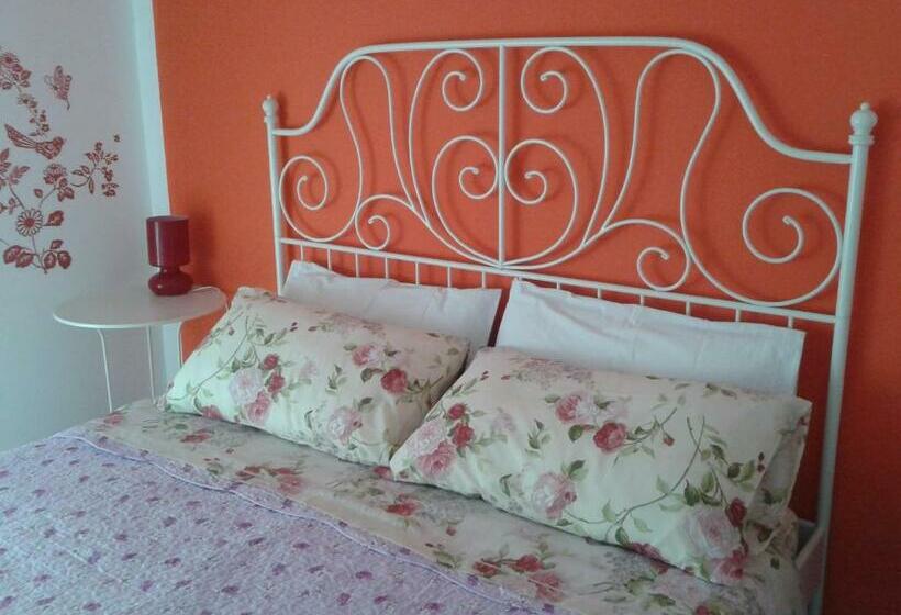 Quarto Estandar Banheiro Compartilhado, Su Planu