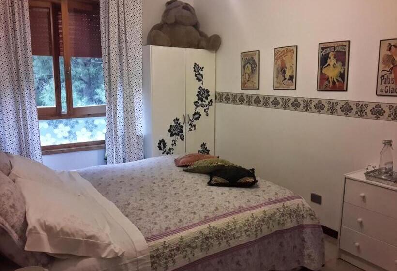 스탠다드 트리픔 룸 공동욕실, Su Planu