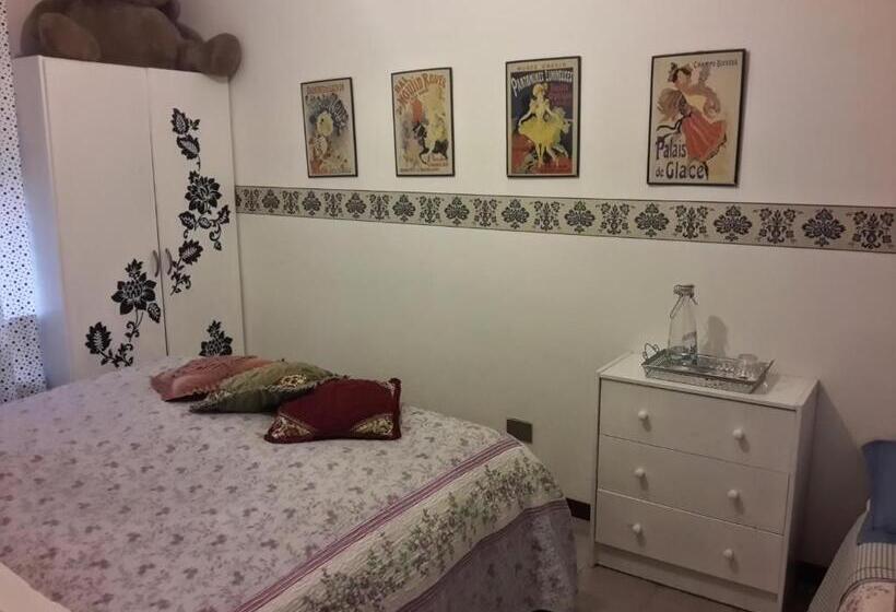 스탠다드 트리픔 룸 공동욕실, Su Planu