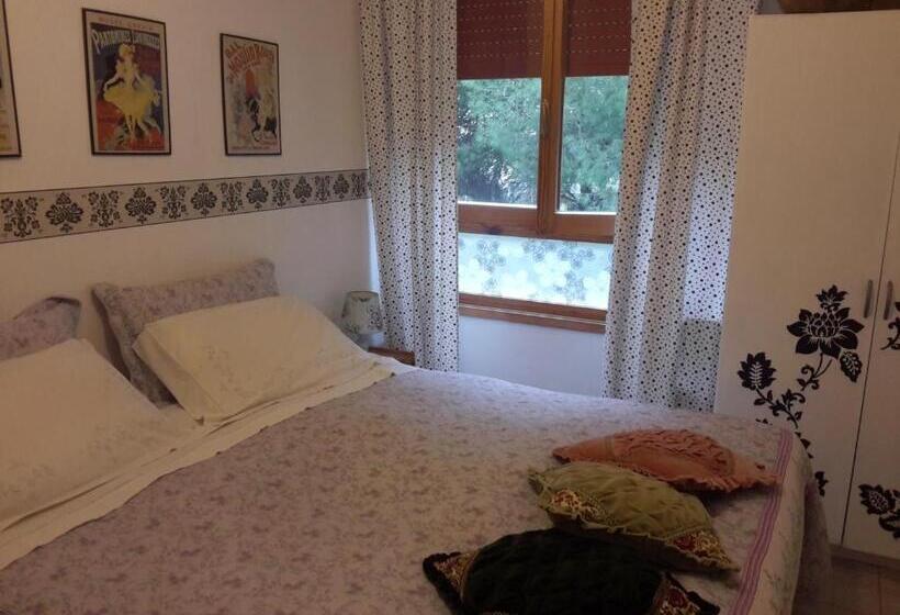 스탠다드 트리픔 룸 공동욕실, Su Planu