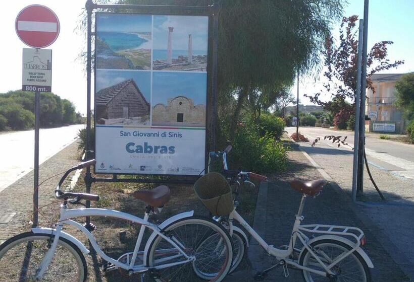 חדר סטנדרט לשלושה, Torremana