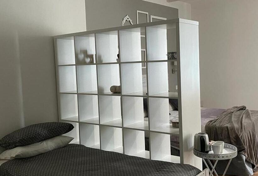 חדר משפחתי, Torremana