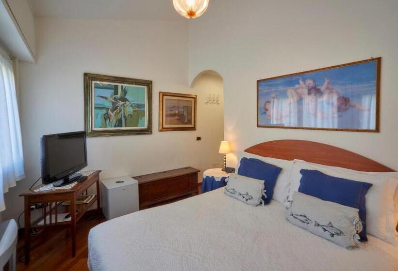 חדר סטנדרט, Tosca House