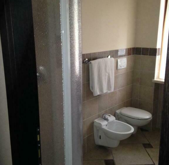 이코노미 룸, Villa Maddalena