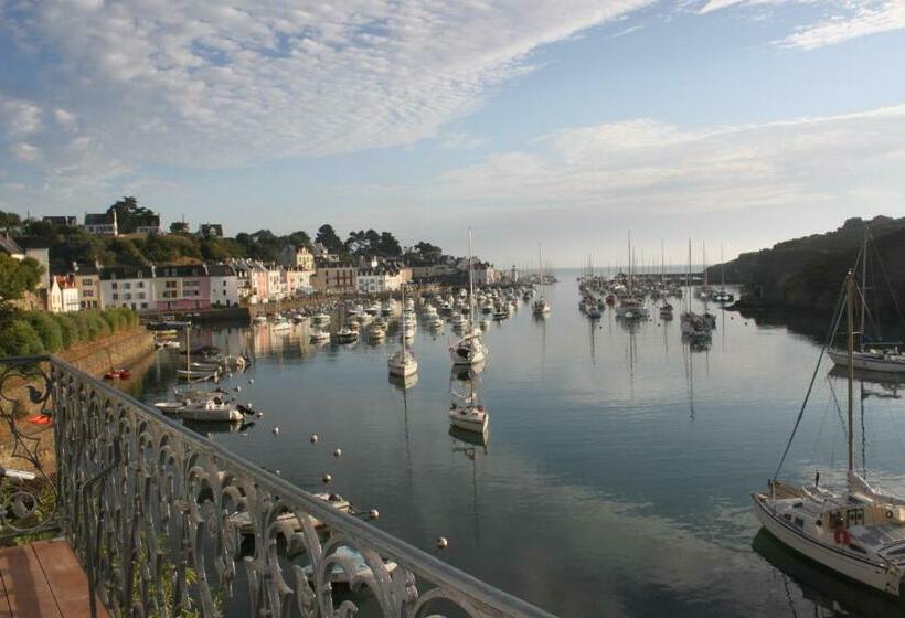 غرفة قياسية مطلّة علي البحر, Villa Pen Prad