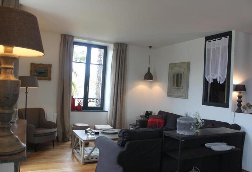 غرفة قياسية مطلّة علي البحر, Villa Pen Prad